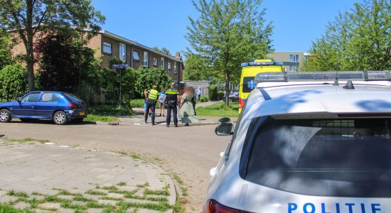 Automobilist rijdt door na aanrijden voetgangster in Bolsward